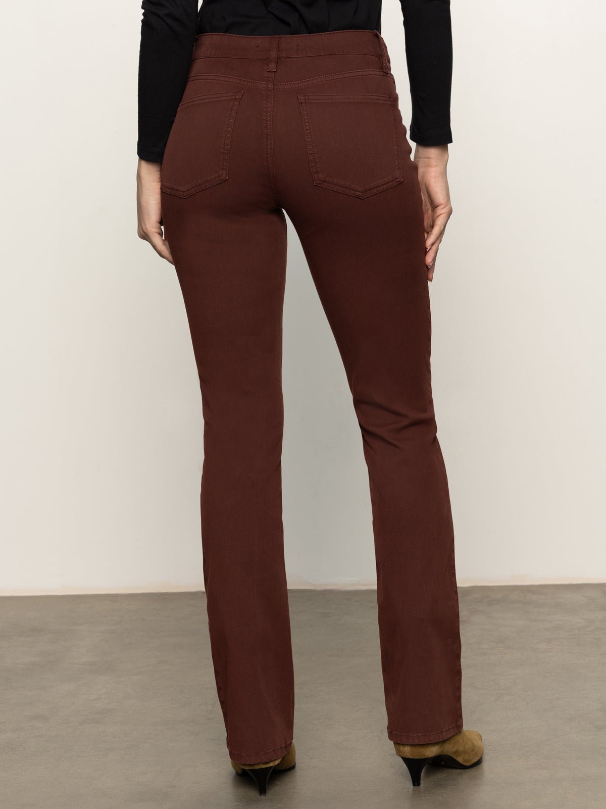 Sculpted Brook Bootcut Pant Chicory - Sanctuary Clothing