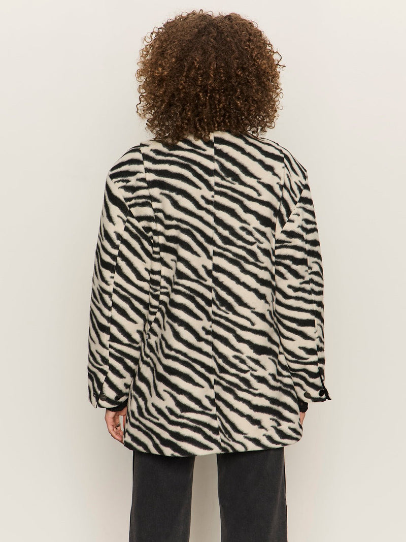 Soiree Barn Jacket Striking Zebra alt 3