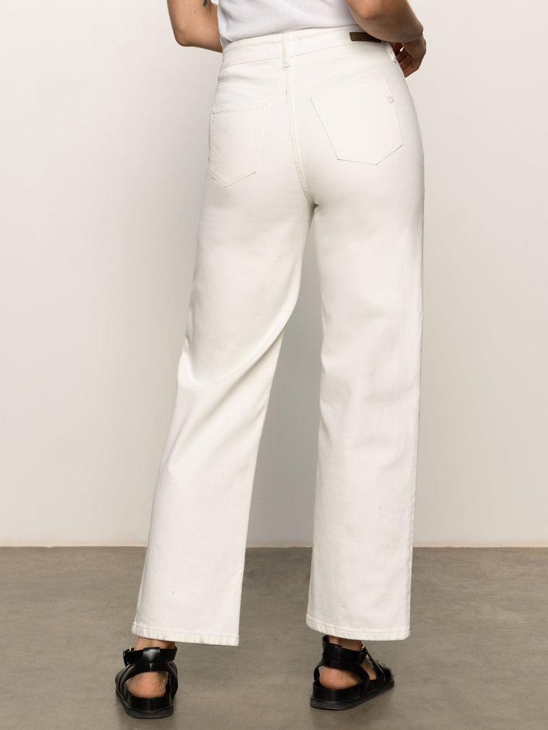 Soleil 90's Straight High Rise Jeans White alt 1