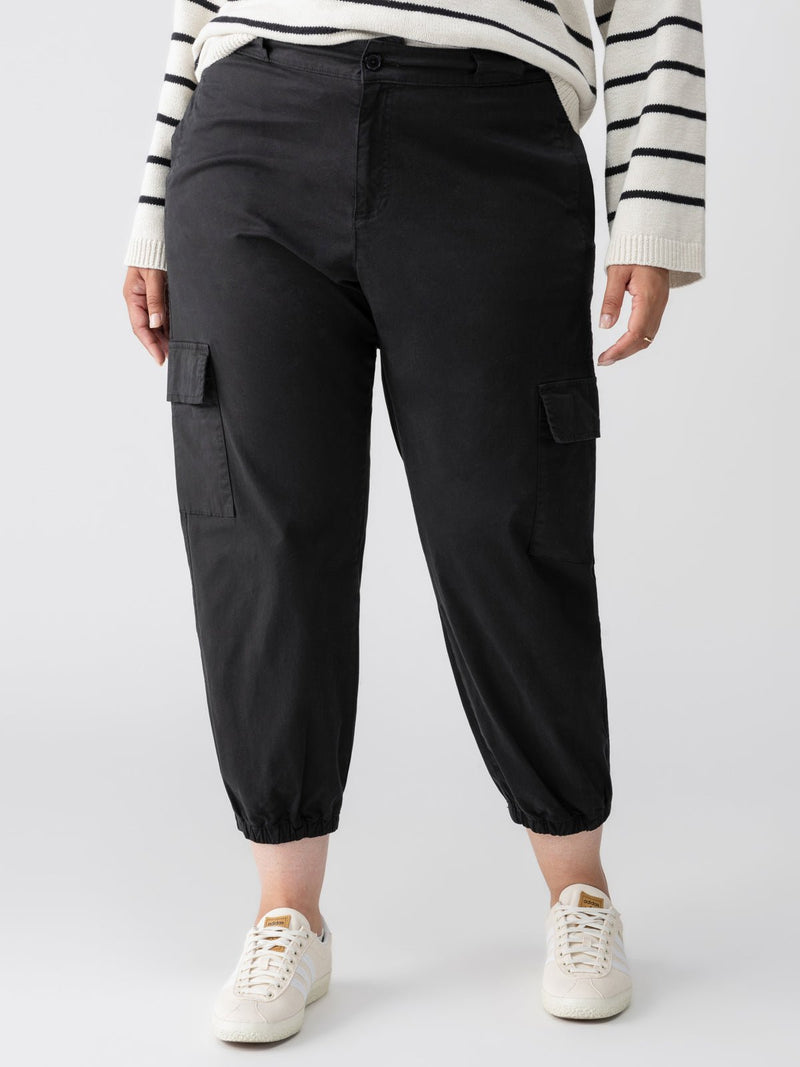 Take Over Jogger Mid-Rise Pant Black Extended Sizing