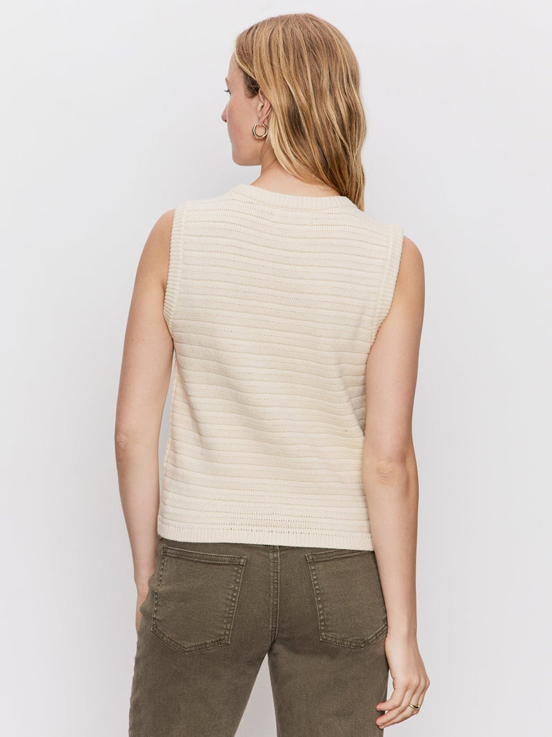 Textured Sweater Vest Macrame alt 3