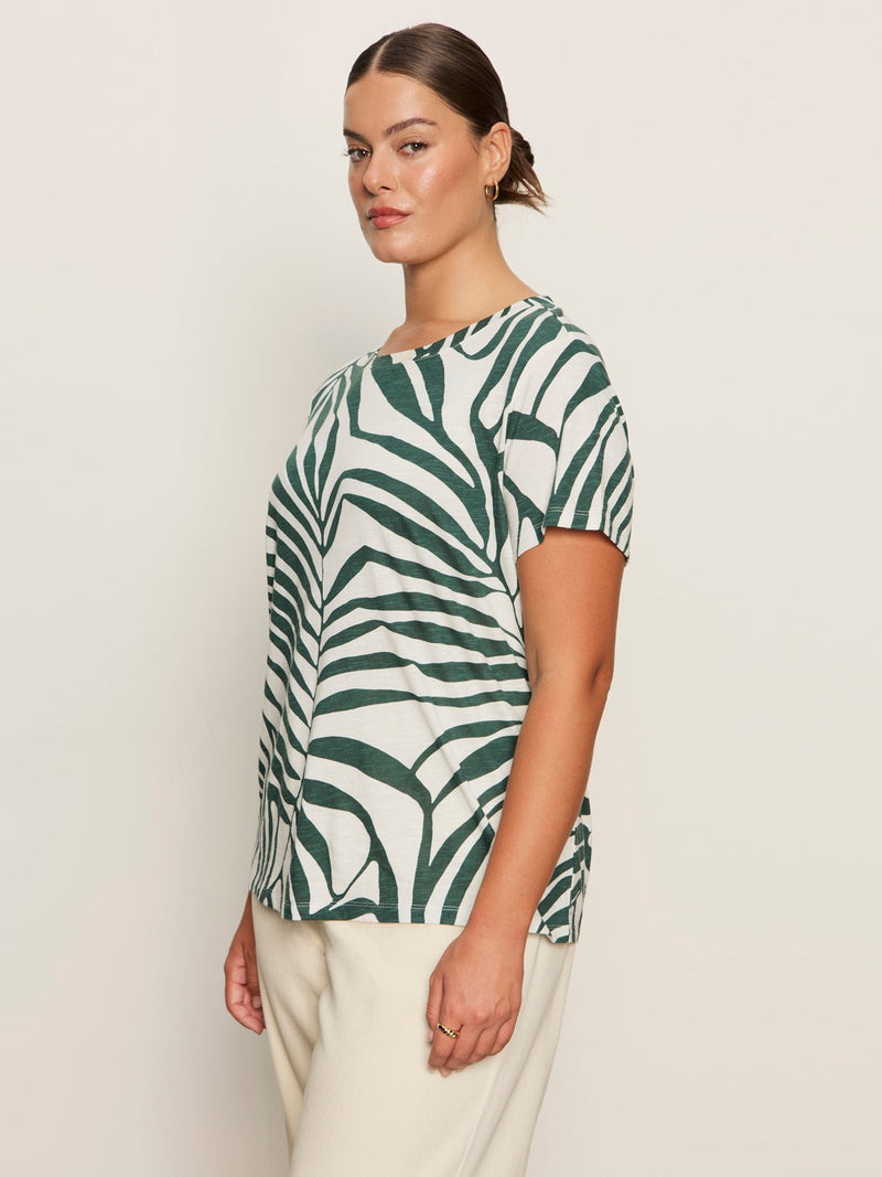 The Perfect Tee Green Oasis Extended Sizing alt 2