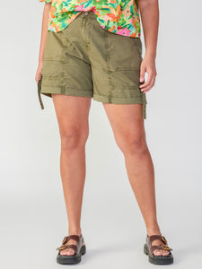 Cali Standard Rise Shorts Mossy Green Inclusive Collection